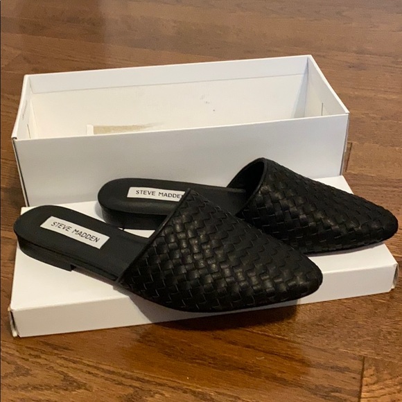 Steve Madden Shoes - Woven Mule Steve Madden Black Mule Slides